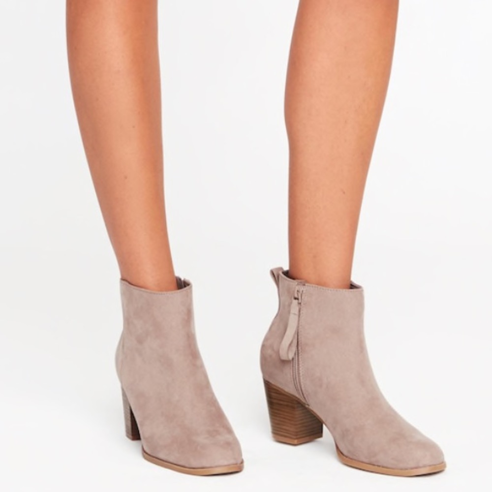 Ankle Boot - Picture 3 of 3
